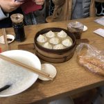 上海、南京路で食べる小籠包