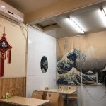 上海の朱家角にある食堂にある日本画ののれん