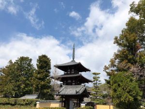 奈良県斑鳩町にある法輪寺